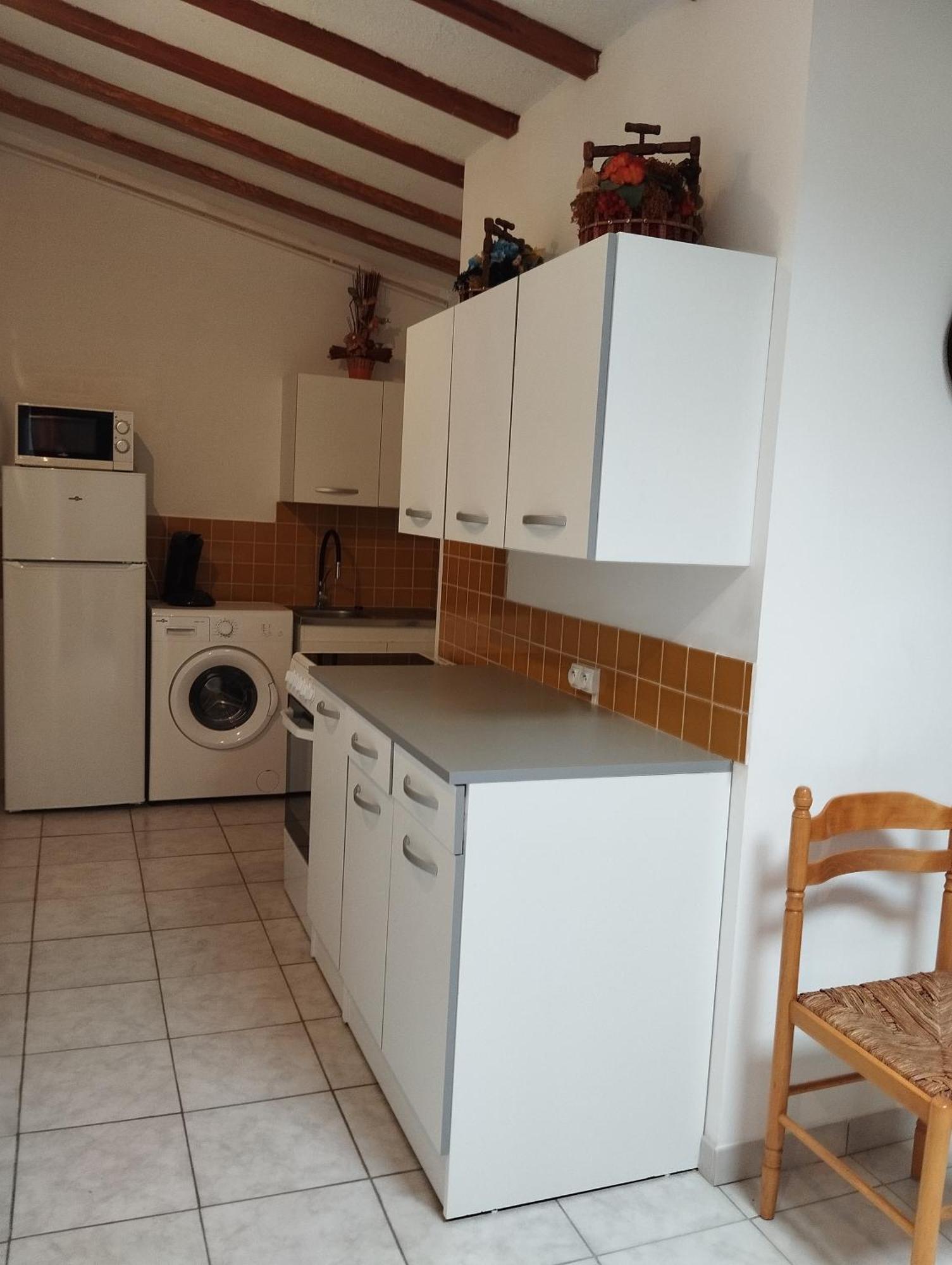Bienvenue Au Pied Des Alpilles Apartment Saint-Etienne-du-Gres Exterior photo